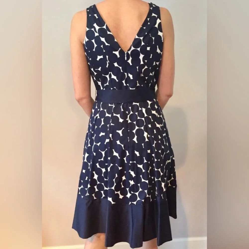 Nine West Women's Sleeveless Polka Dot with Belt Flare Dress (Navy, 8) #024